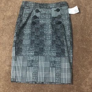 Black and white midi pencil skirt. Never worn